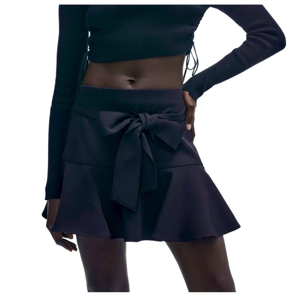 Zara Black Bow Tie Ruffle Hem Mini Skort Women's Size Small High Waist Chic EUC